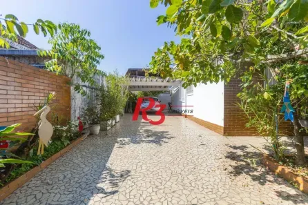 Casa com 3 Quartos à venda, 320m² no São Jorge, Santos