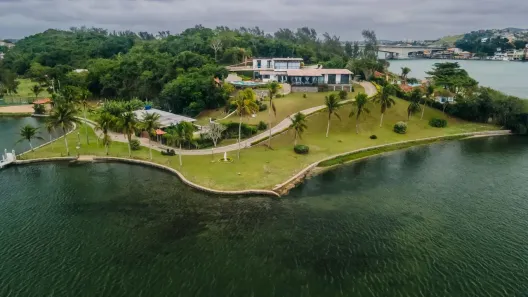 Casa com 6 Quartos à venda, 1000m² no Praia do Siqueira, Cabo Frio
