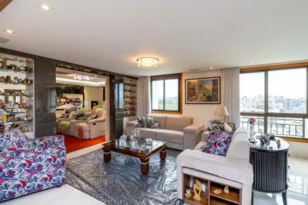 Apartamento com 3 Quartos à venda, 195m² no Passo da Areia, Porto Alegre