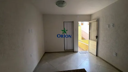 Casa com 1 Quarto para alugar, 25m² no Vila Milton, Guarulhos