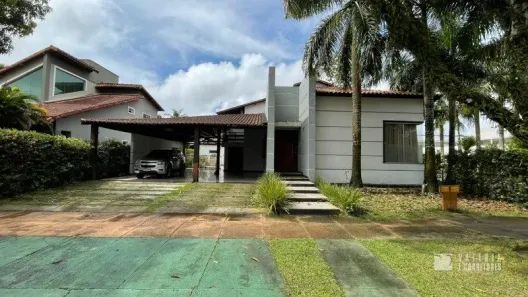 Casa de Condomínio com 3 Quartos à venda, 1100m² no Mangueirão, Belém