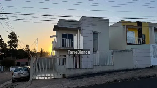 Sobrado com 2 Quartos à venda, 88m² no Uvaranas, Ponta Grossa