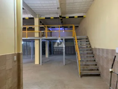 Galpão/Depósito/Armazém à venda, 420m² no Pechincha, Rio de Janeiro
