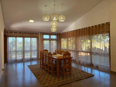 Casa com 2 Quartos para alugar, 140m² no Condomínio Monte Belo, Salto