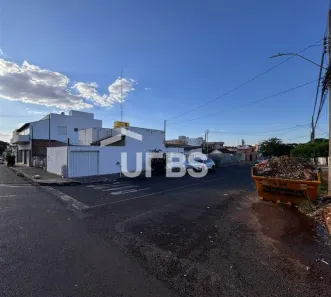 Lote/Terreno à venda, 360m² no Santa Mônica, Uberlândia