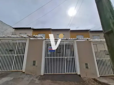 Casa com 2 Quartos para alugar, 63m² no Parque Residencial Servantes II, Presidente Prudente