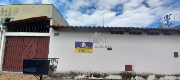 Casa com 3 Quartos para alugar, 120m² no Residencial Center Ville, Goiânia