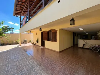 Casa com 6 Quartos à venda, 297m² no Alípio de Melo, Belo Horizonte