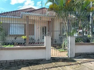 Casa com 3 Quartos à venda, 405m² no Teresópolis, Porto Alegre