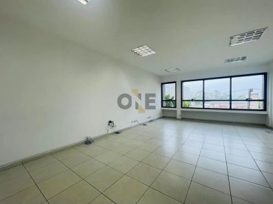 Sala Comercial à venda, 41m² no Jardim Lambreta, Cotia