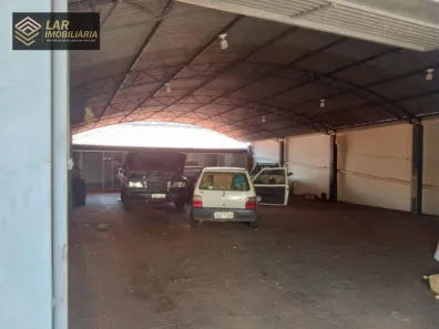 Galpão/Depósito/Armazém à venda, 275m² no Centro, Botucatu