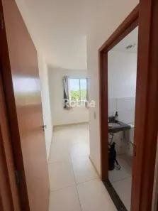 Apartamento com 2 Quartos para alugar, 54m² no Jardim Holanda, Uberlândia