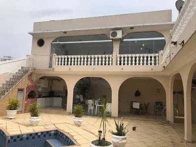 Casa com 4 Quartos à venda, 450m² no Dom Pedro I, Manaus