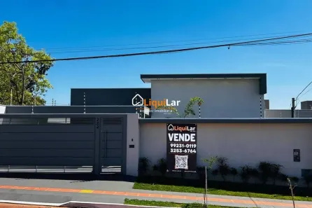 Casa com 3 Quartos à venda, 176m² no Bairro Seminário, Campo Grande
