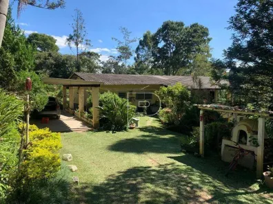 Fazenda/Sítio com 3 Quartos à venda, 340m² no Cachoeira, Cotia