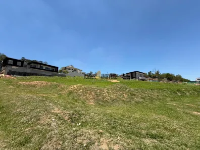 Lote/Terreno à venda, 637m² no Santa Cândida, Vinhedo