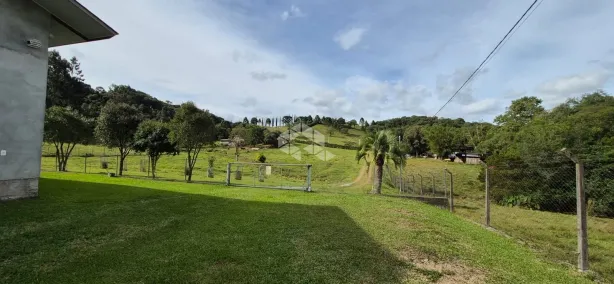 Fazenda/Sítio com 4 Quartos à venda, 230m² no Ana Rech, Caxias do Sul