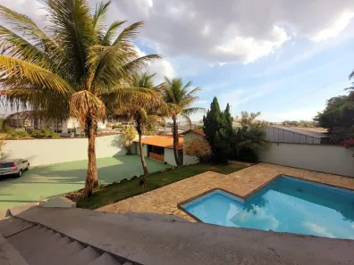 Casa com 2 Quartos à venda, 200m² no Jardim Riacho das Pedras, Contagem