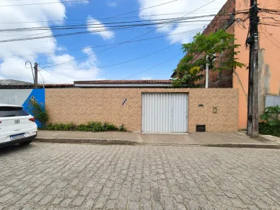 Casa com 3 Quartos à venda, 130m² no Planalto, Natal