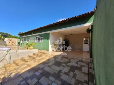 Casa com 3 Quartos à venda, 251m² no Cidade Jardim, Uberlândia