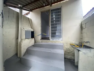 Casa com 1 Quarto para alugar, 75m² no Vila Flora, Salto