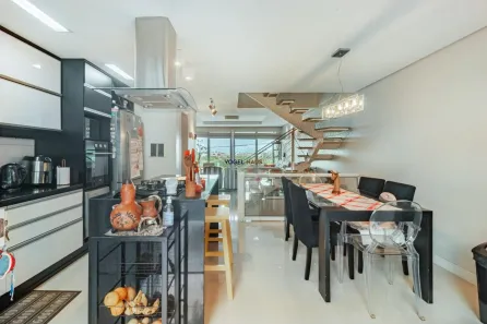 Casa de Condomínio com 3 Quartos à venda, 171m² no Costa e Silva, Porto Alegre