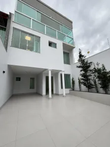 Casa com 6 Quartos para alugar, 650m² no Jardim América, Goiânia