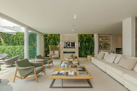 Casa com 4 Quartos à venda, 422m² no Santa Felicidade, Curitiba