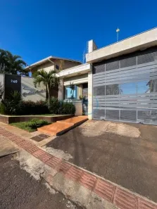Casa com 4 Quartos à venda, 234m² no Residencial Santa Clara, Londrina