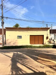 Casa com 2 Quartos à venda, 130m² no São Francisco, Rio Branco