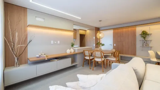 Apartamento com 2 Quartos à venda, 63m² no Vila Ipiranga, Porto Alegre