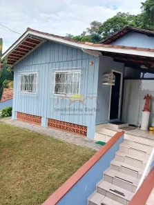 Casa com 4 Quartos à venda, 200m² no Santo Antônio, Joinville