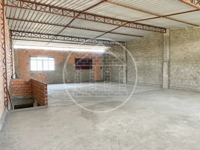 Prédio Comercial à venda, 280m² no Rio Bonito, São Paulo