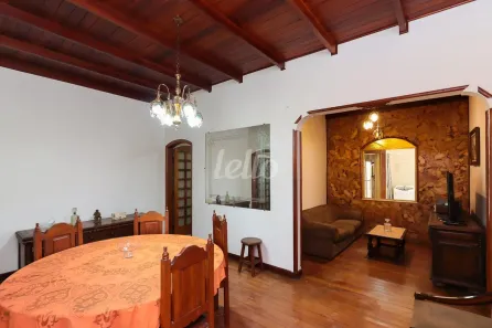 Casa com 3 Quartos para alugar, 160m² no Mooca, São Paulo