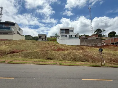 Lote/Terreno à venda, 323m² no Salvaterra, Juiz de Fora
