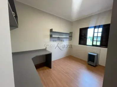 Casa de Condomínio com 4 Quartos à venda, 250m² no Loteamento Villa Branca, Jacareí