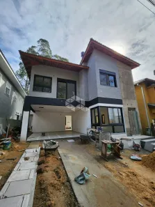 Casa de Condomínio com 3 Quartos à venda, 200m² no Jansen, Gravataí