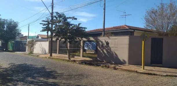 Casa com 3 Quartos à venda, 245m² no Centro, Araraquara