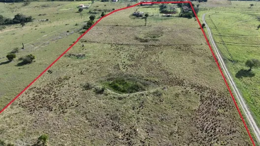 Fazenda/Sítio com 2 Quartos à venda, 600m² no Área Rural de Pereiras, Pereiras