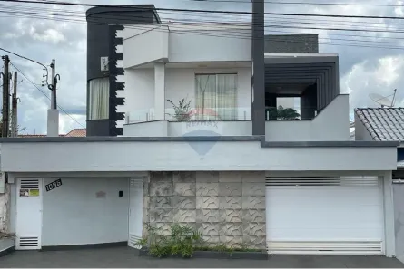 Casa com 4 Quartos à venda, 360m² no Novo Horizonte, Cacoal