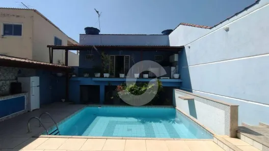 Casa com 3 Quartos à venda, 340m² no Sete Pontes, São Gonçalo