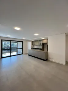 Apartamento com 3 Quartos para alugar, 119m² no Zona 07, Maringá
