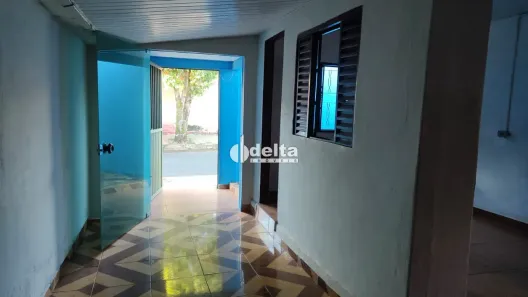 Casa com 3 Quartos à venda, 85m² no São Jorge, Uberlândia