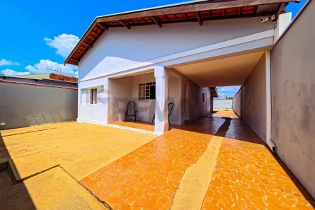 Casa com 2 Quartos à venda, 91m² no Vila São Pedro, Pirassununga