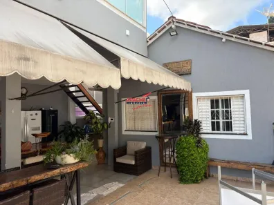 Casa com 4 Quartos à venda, 300m² no Copacabana, Ponte Nova