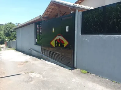 Fazenda/Sítio com 3 Quartos à venda, 500m² no São Gonçalo, Taubaté