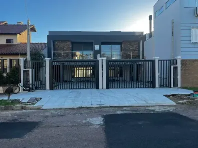 Sobrado com 3 Quartos à venda, 212m² no Jardim Itu, Porto Alegre