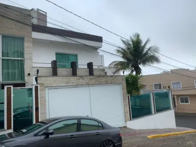 Casa com 3 Quartos à venda, 300m² no Fazendinha, Itajaí