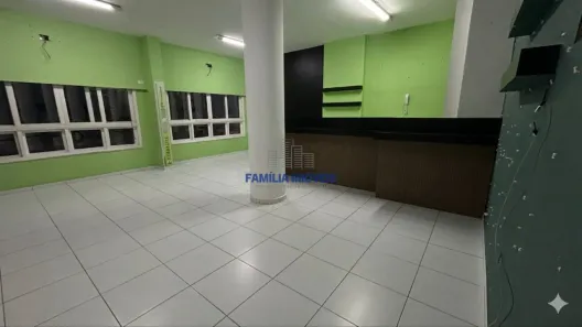 Sala Comercial à venda, 50m² no Gonzaga, Santos