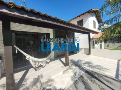 Casa com 6 Quartos para alugar, 254m² no Cachoeira do Bom Jesus, Florianópolis